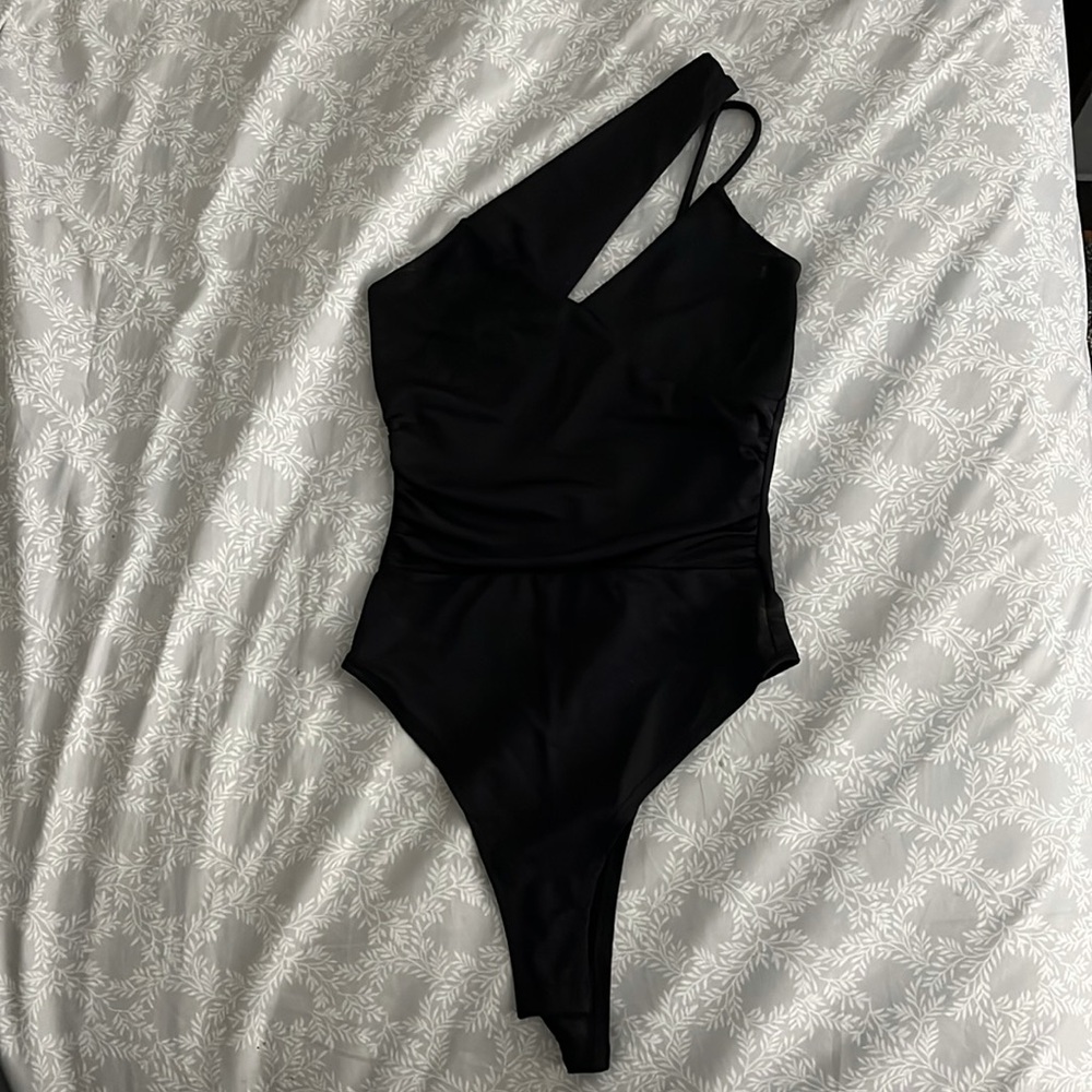 Fashion Nova- Size: S- Color: Black- Style: Body suite
